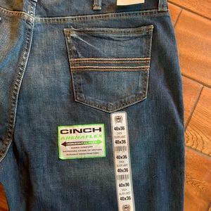 Brand new Cinch arena flex silver label jeans.